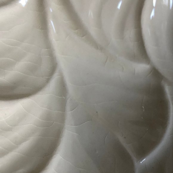 Ceramic Serving Dish Divided 3 Leaf Design Vintage - Picture 7 of 8